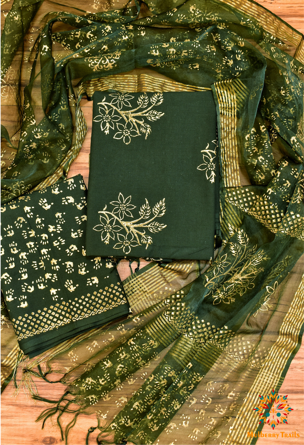 Trikaya Cotton Dress Material with Organza Dupatta - Green