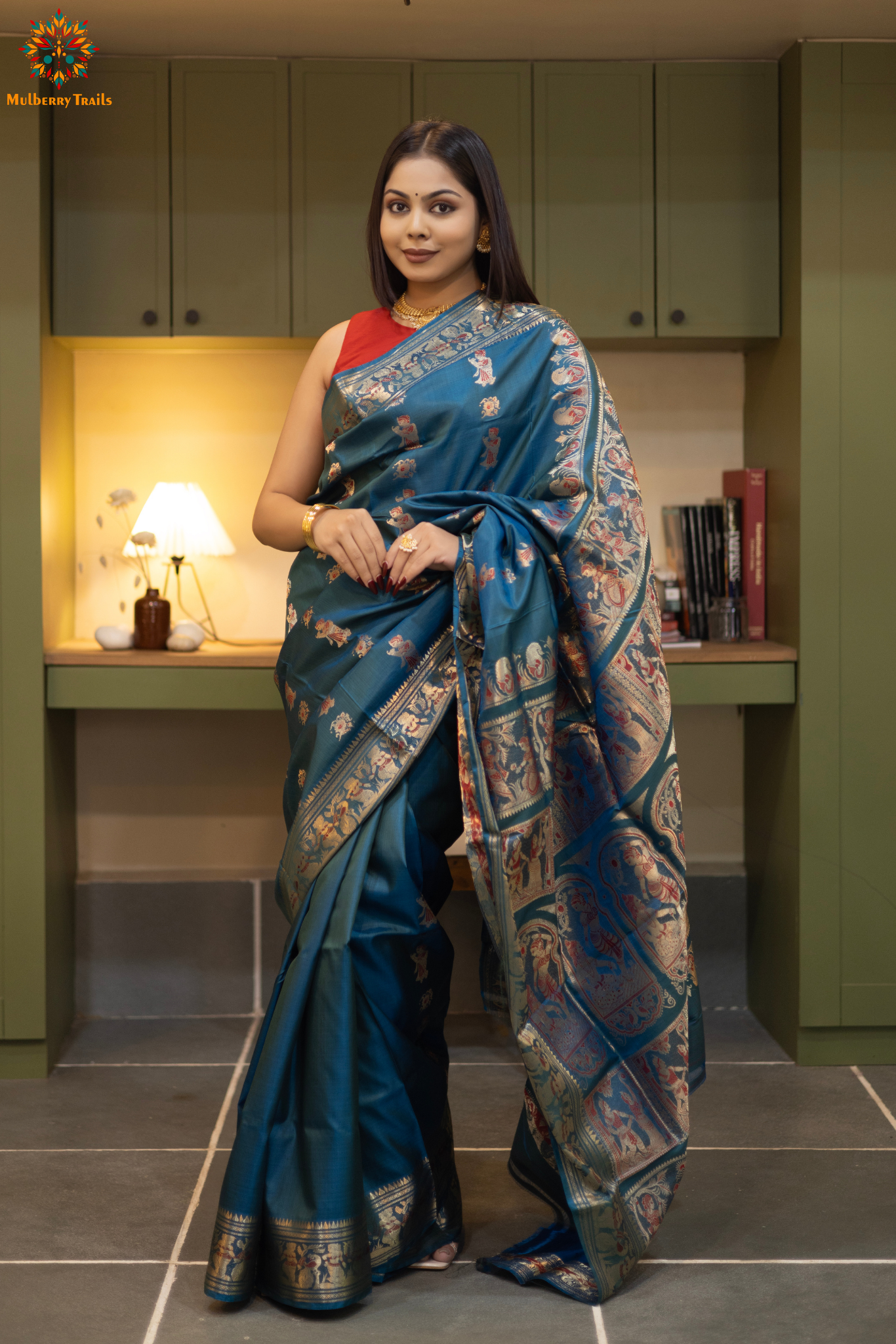 Bishnupadi: Pure Silk Swarnachari Baluchari_Peacock Blue