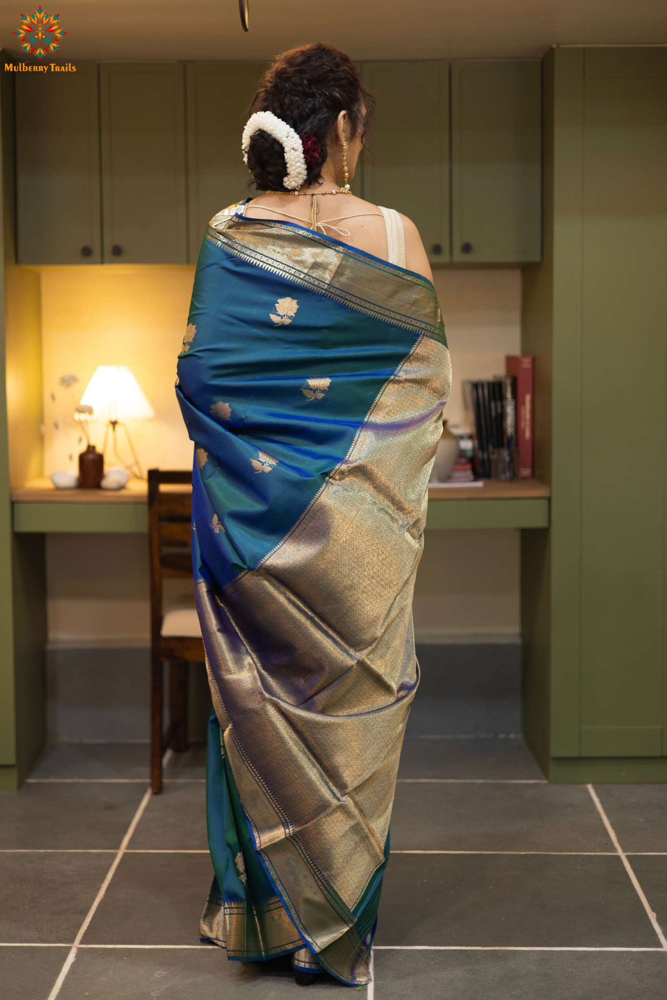 Bishnupadi: Pure Silk Rose design Swarnachari_ Peacock Blue