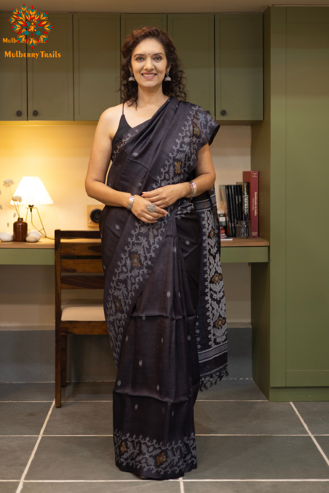 Meghana - Tusser silk saree with Jamdani Design Saree_Black