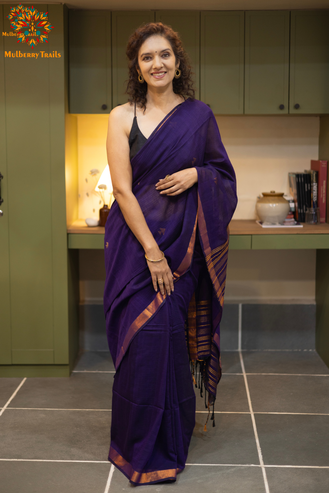 Ravi: Flowy Mul Cotton Jamdani Saree
