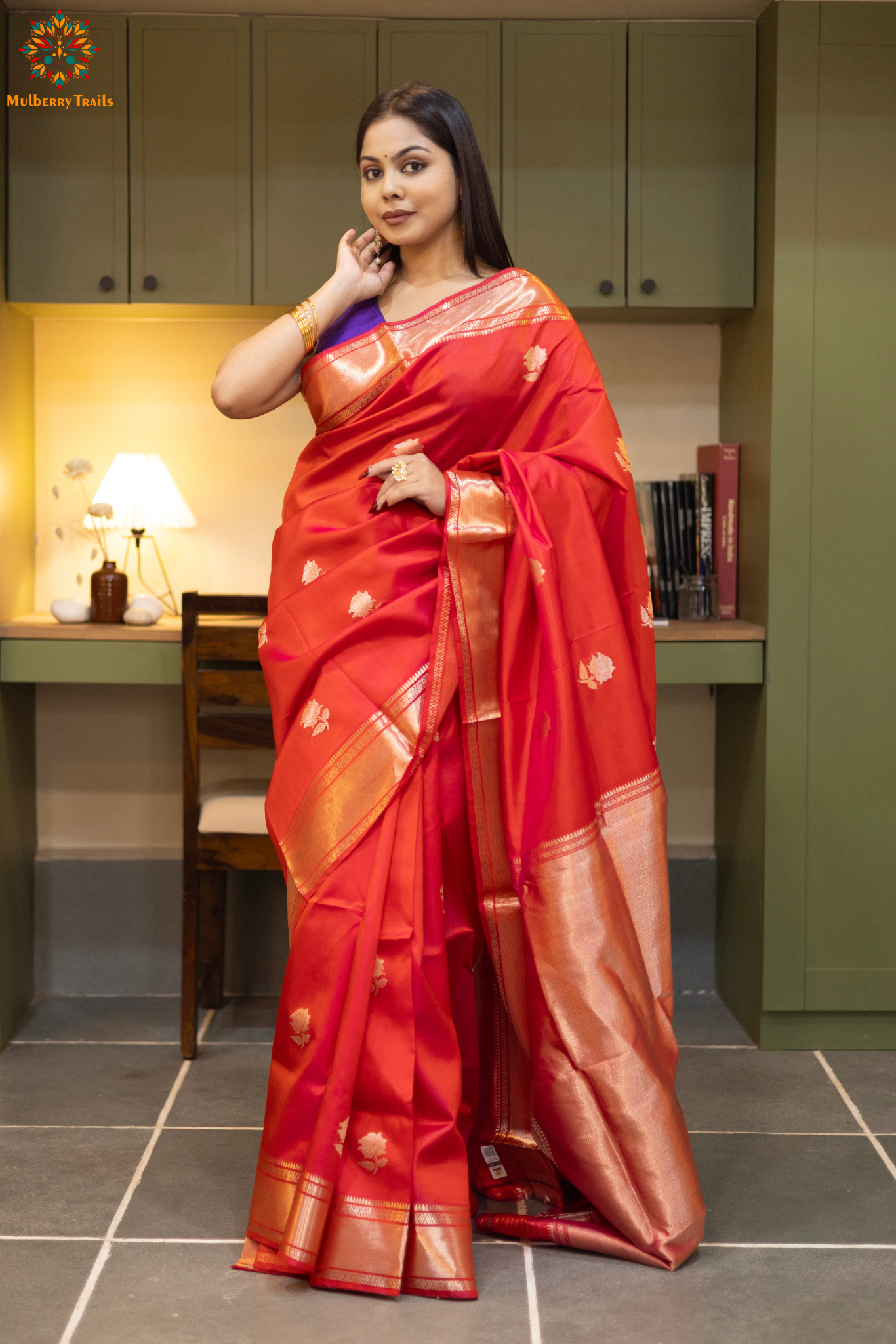 Bishnupadi: Pure Silk Rose design Swarnachari_red