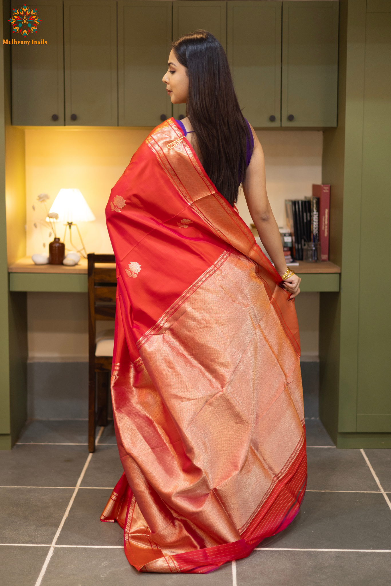 Bishnupadi: Pure Silk Rose design Swarnachari_red