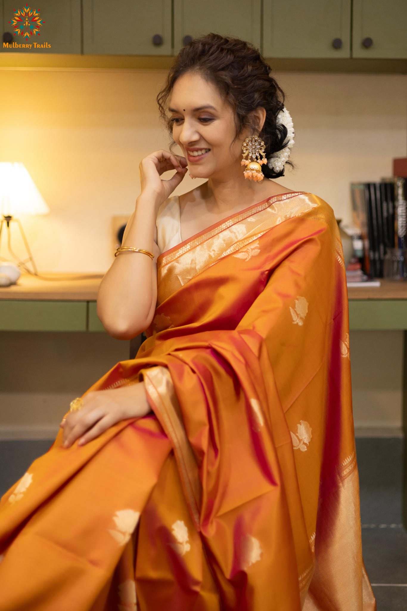 Bishnupadi: Pure Silk Rose design Swarnachari_Peach
