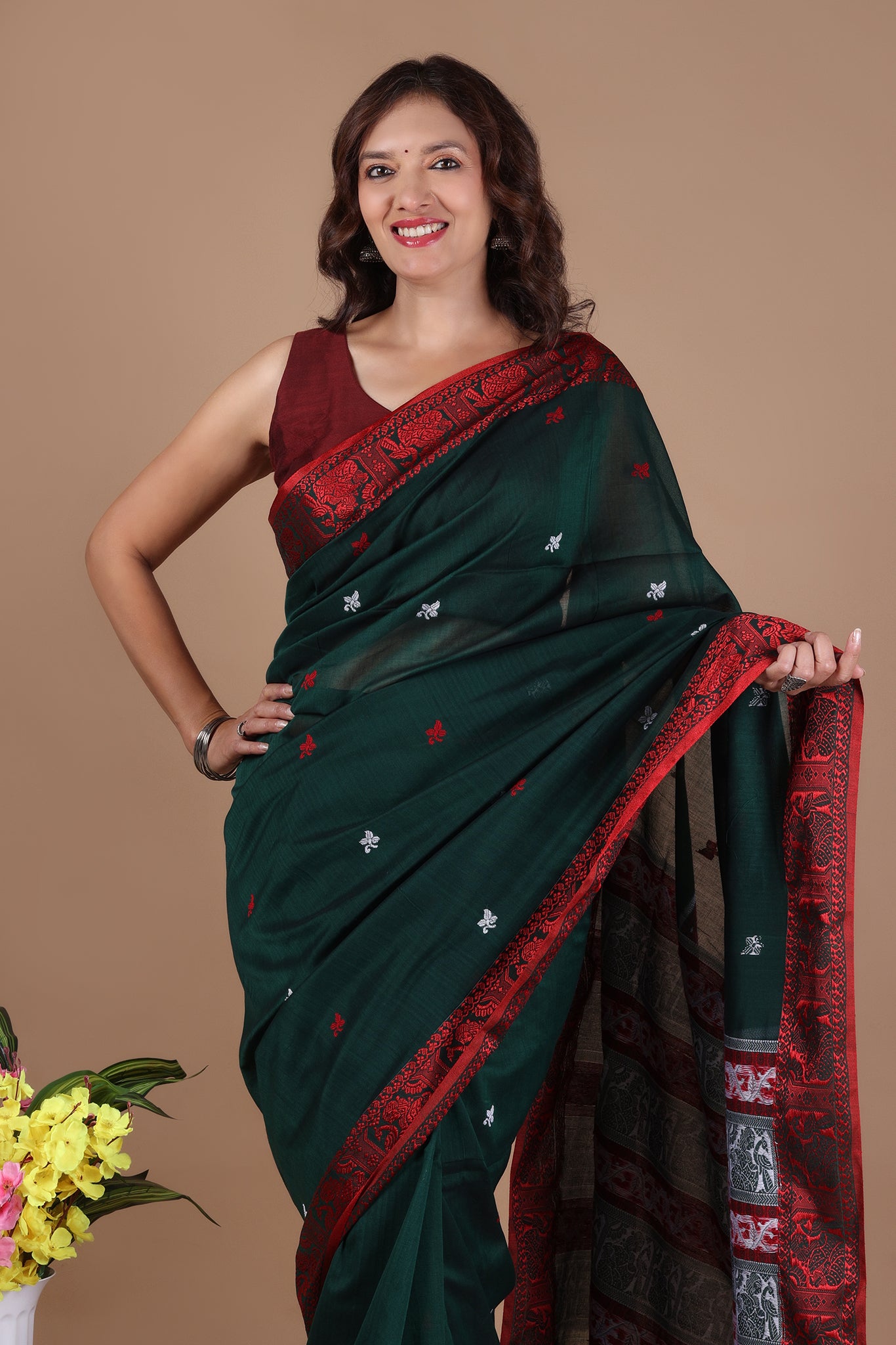 Bishnupadi: Premiun Cotton baluchari Saree_Green