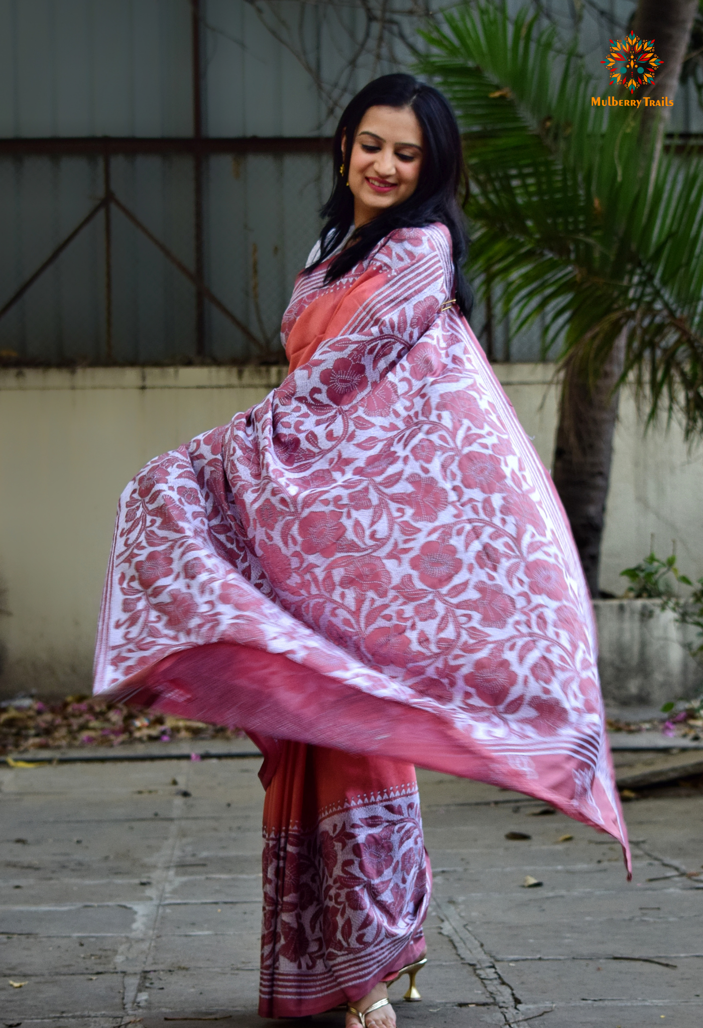 Koyna - Art Silk Kantha Embroidery Saree Pink Two Tone