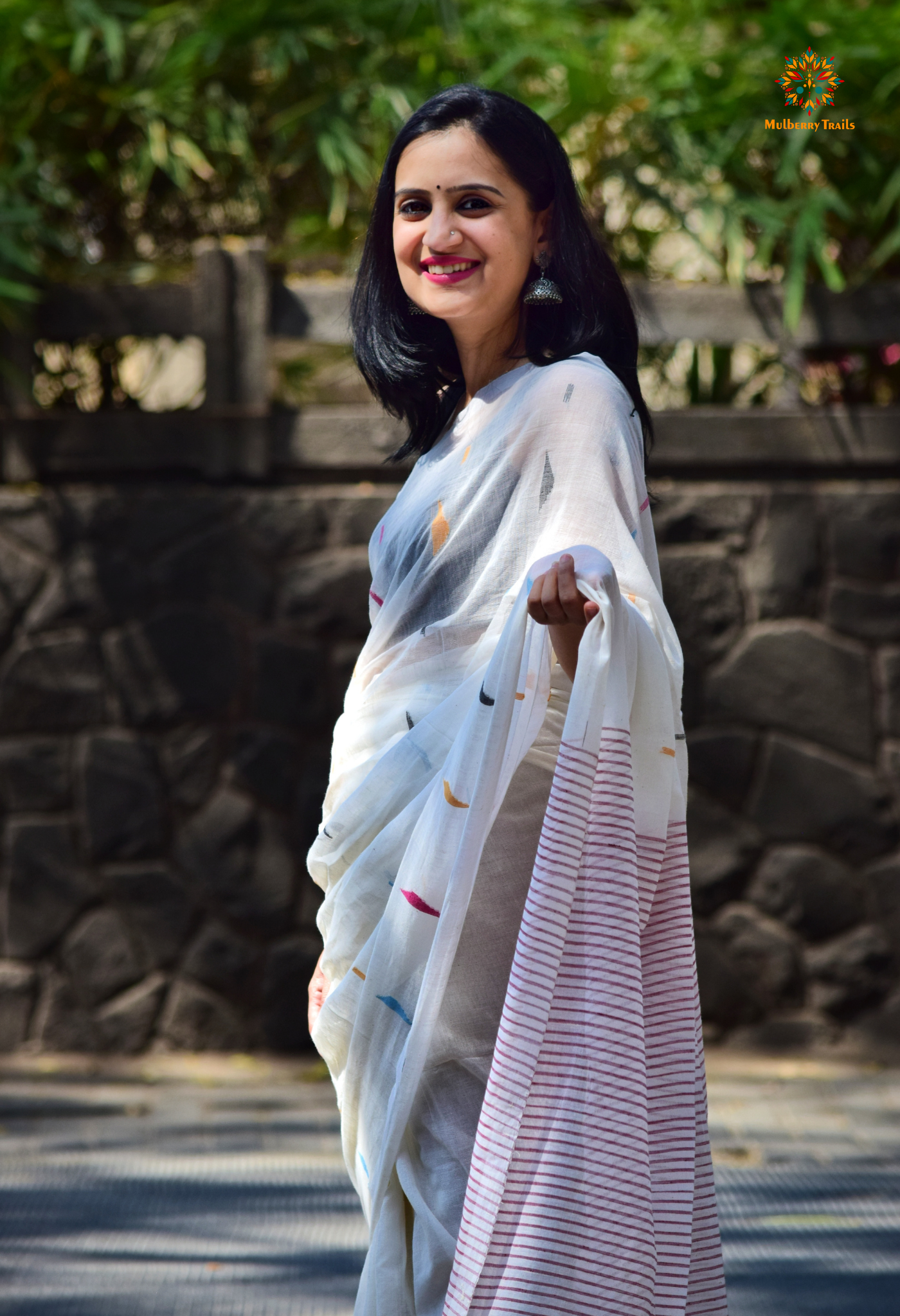 Shubhra: Handwoven Cotton Jamdani Saree _ White