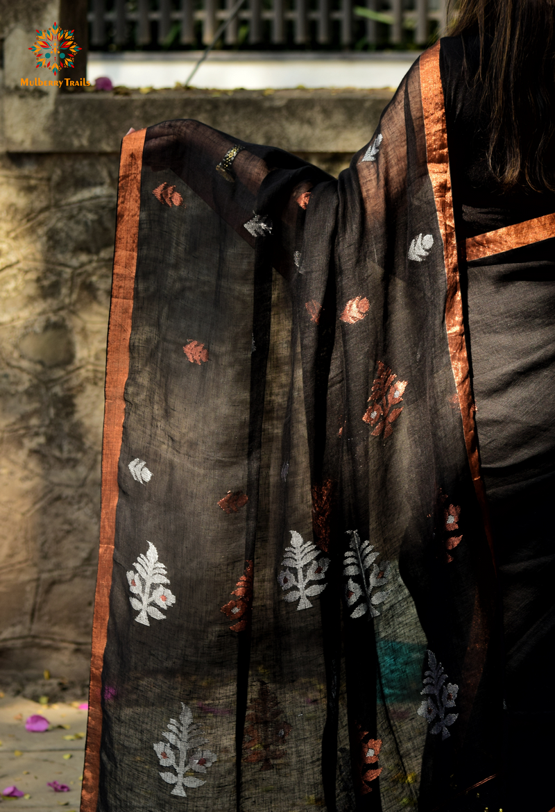 Gautami: Versatile Linen Sarees Black