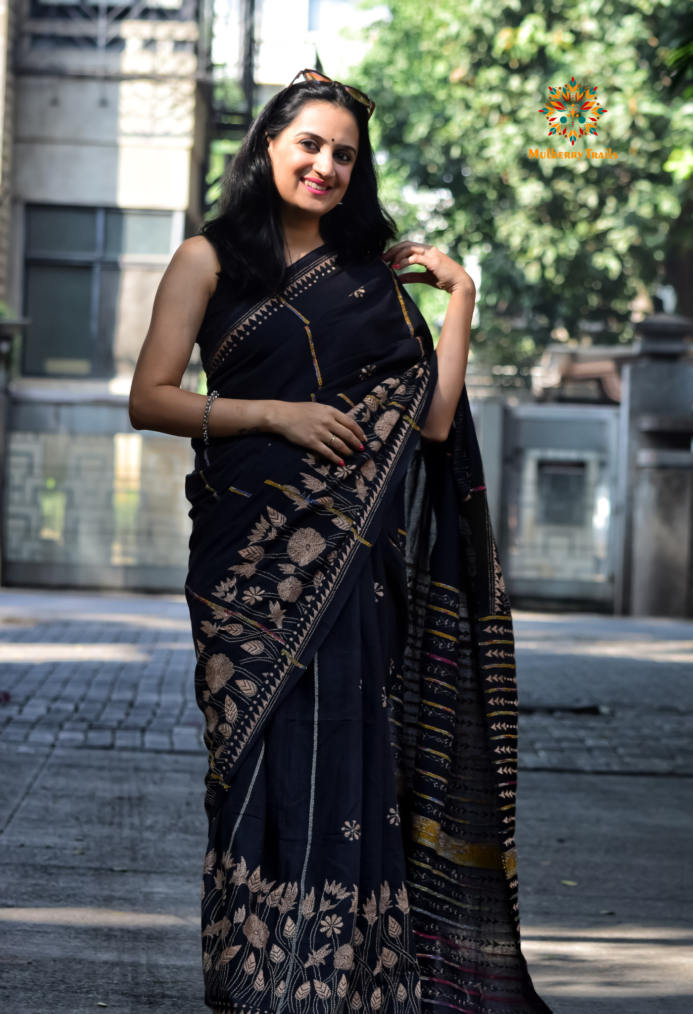 Vipas: Cotton Handloom Saree with Kantha Embroidery - Black