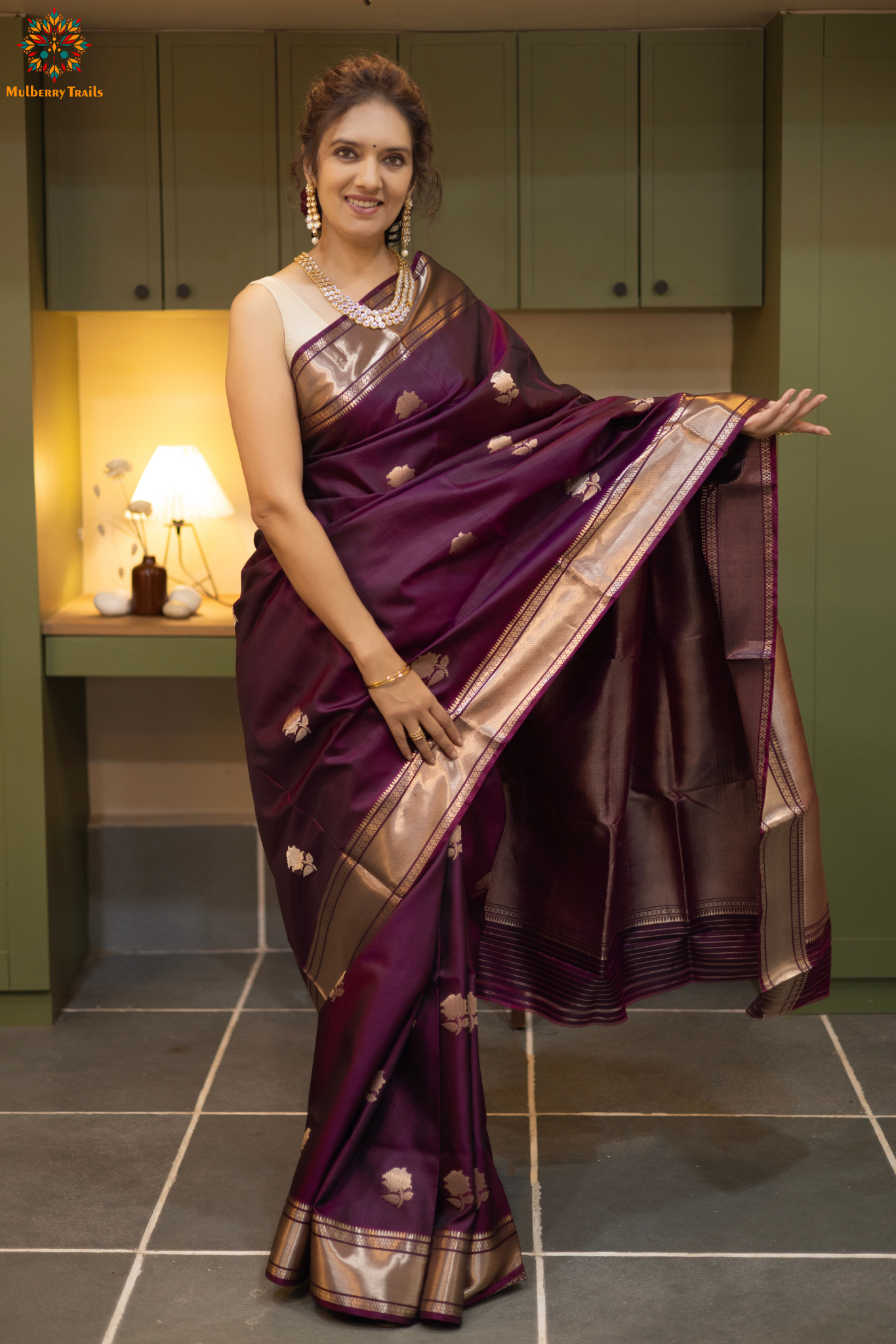 Bishnupadi: Pure Silk Rose design Swarnachari_ Wine