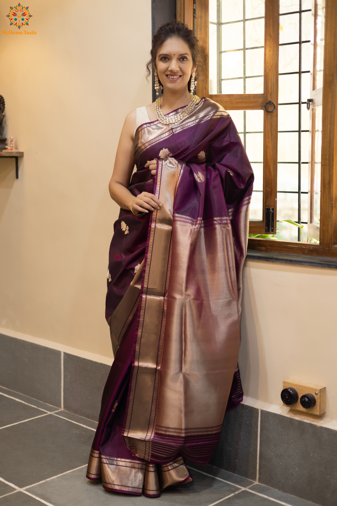 Bishnupadi: Pure Silk Rose design Swarnachari_ Wine