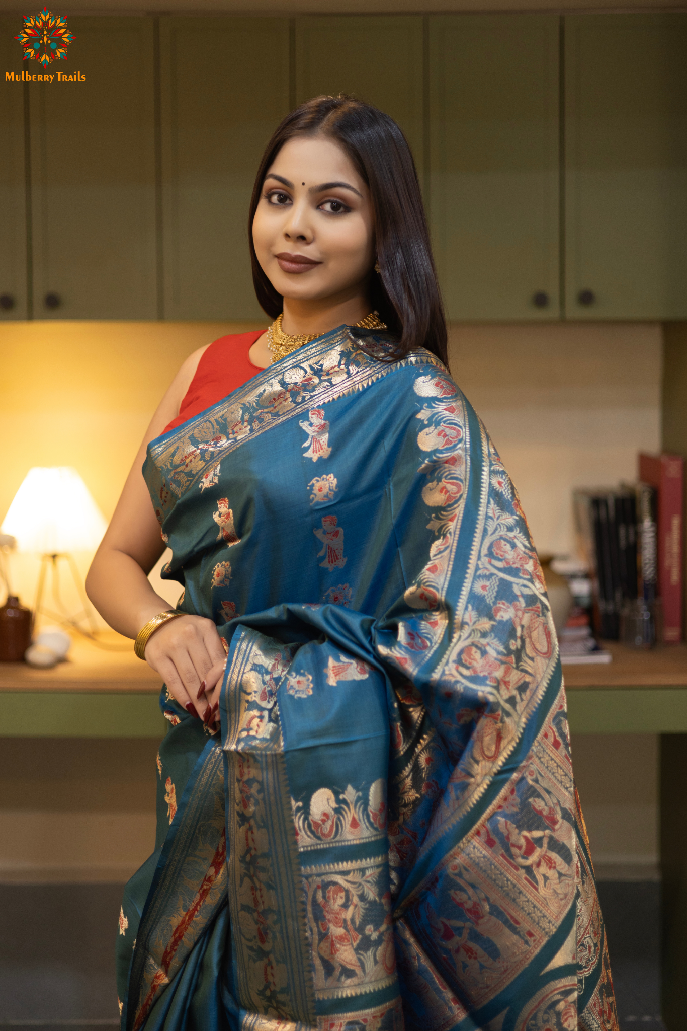 Bishnupadi: Pure Silk Swarnachari Baluchari_Peacock Blue