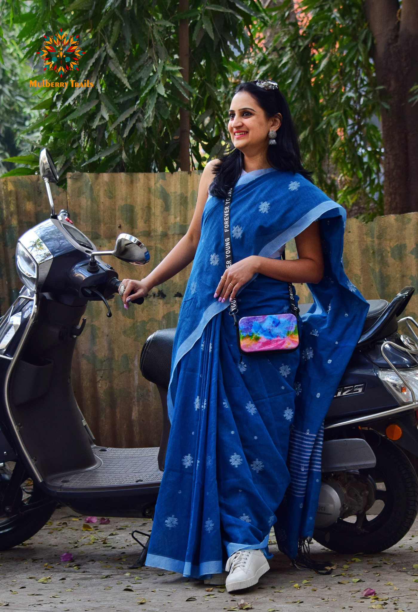 Aravi: Flowy Summer Cotton Saree Denim Blue