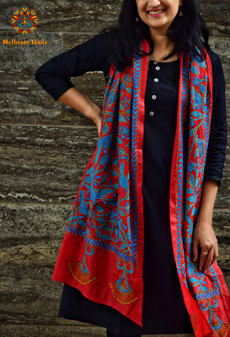 Hand Embroidered Kantha Stole - Red