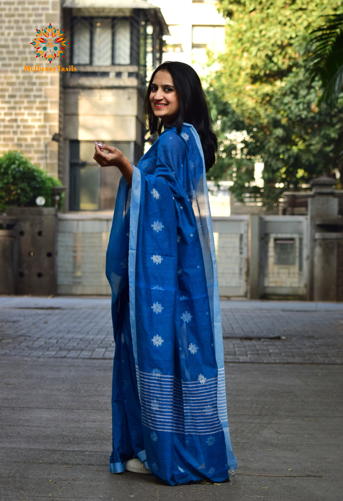 Aravi: Flowy Summer Cotton Saree Denim Blue