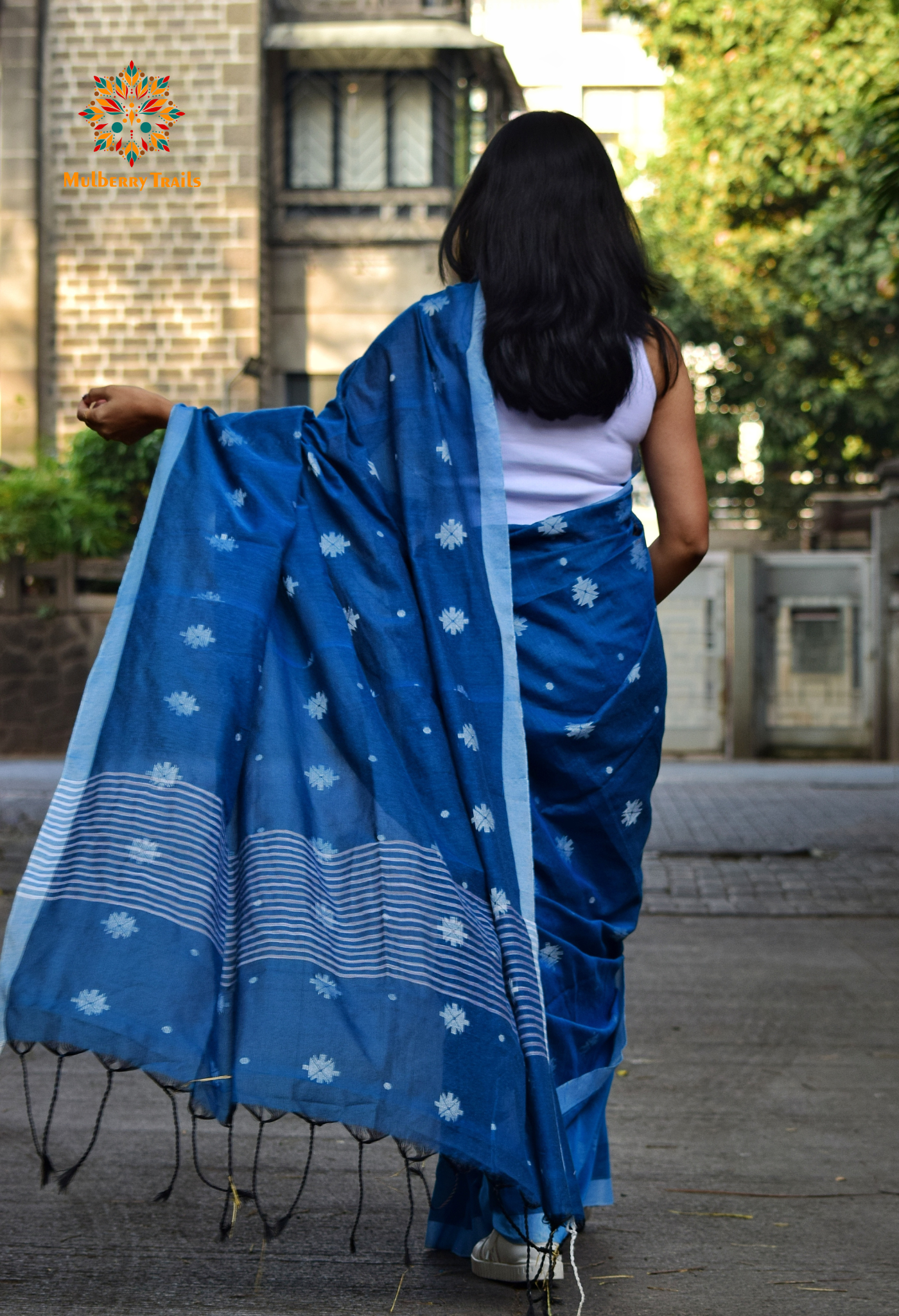 Aravi: Flowy Summer Cotton Saree Denim Blue