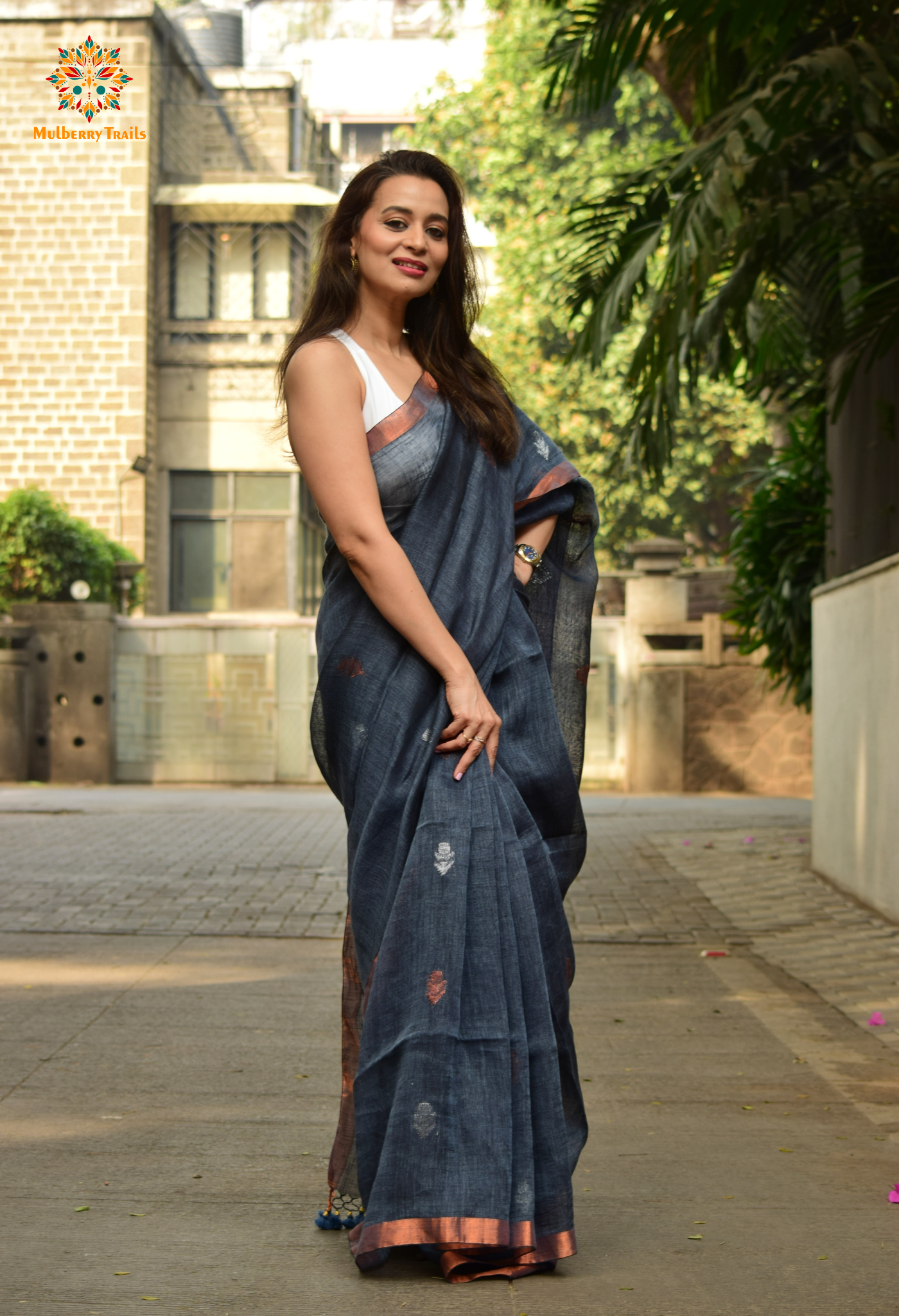 Gautami: Versatile Linen Sarees Grey