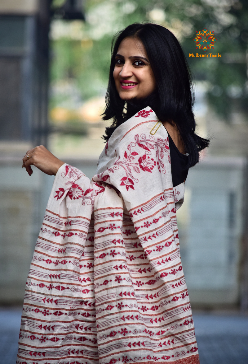 Vipas: Cotton Handloom Saree with Kantha Embroidery - White