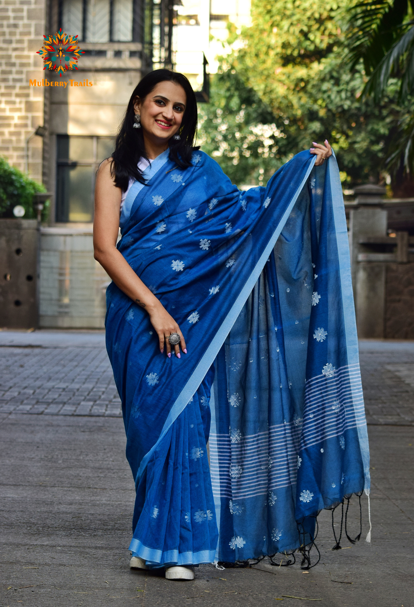 Aravi: Flowy Summer Cotton Saree Denim Blue