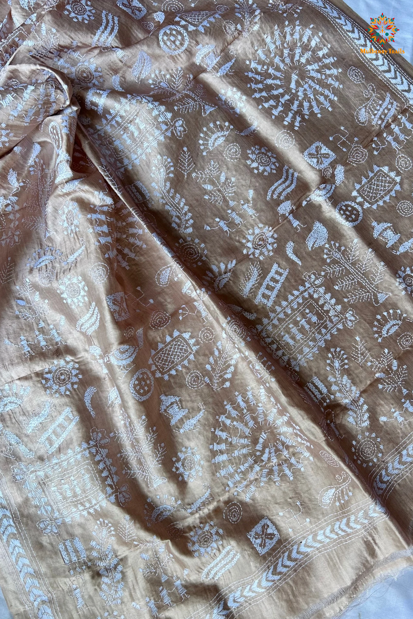 Hand Embroidered Silk Kantha Dupatta - Beige Ivory