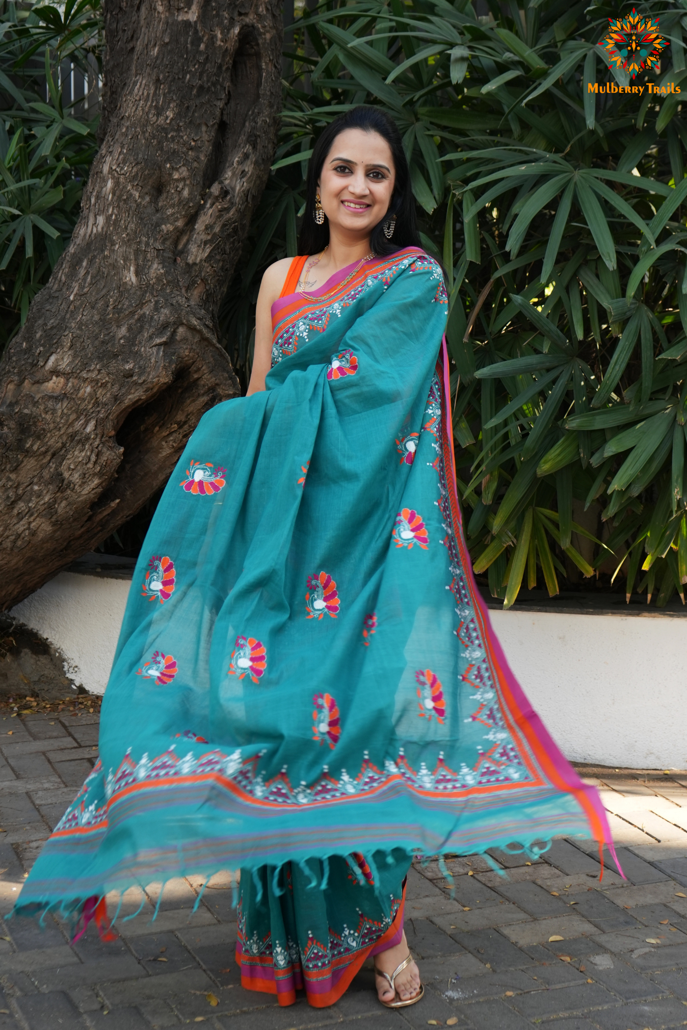 Aarna: Cotton Handloom Saree with Kantha Embroidery