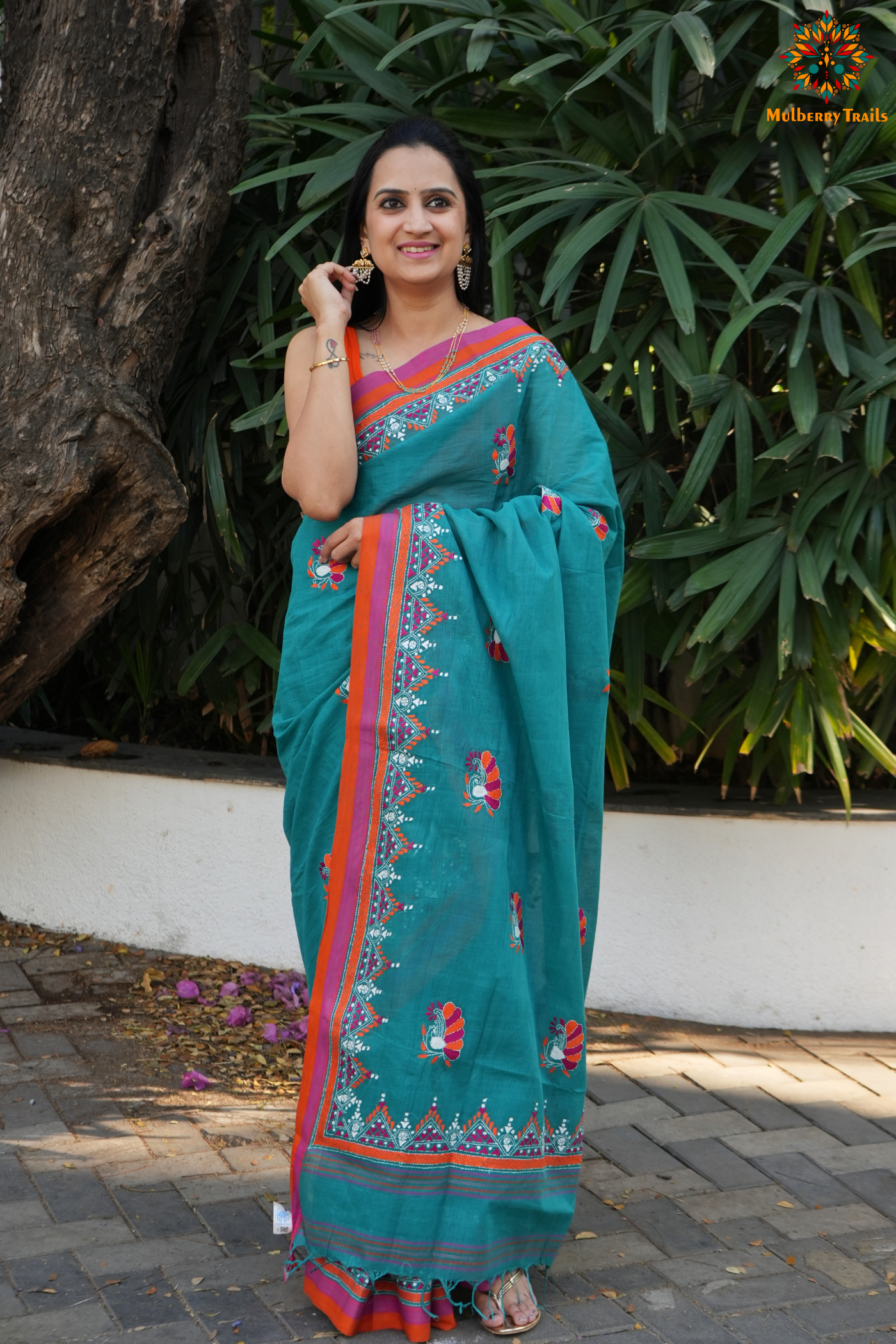 Aarna: Cotton Handloom Saree with Kantha Embroidery