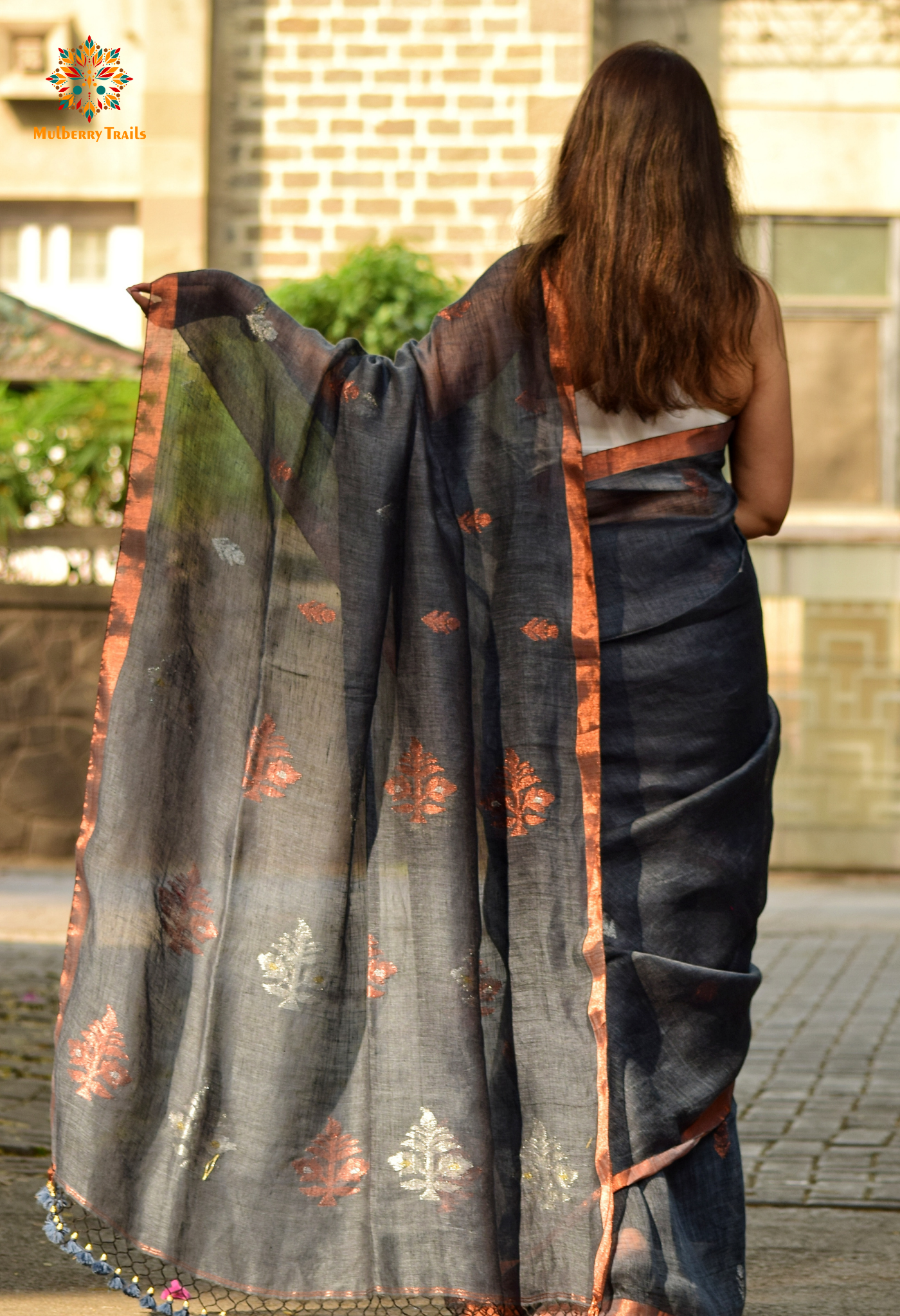 Gautami: Versatile Linen Sarees Grey