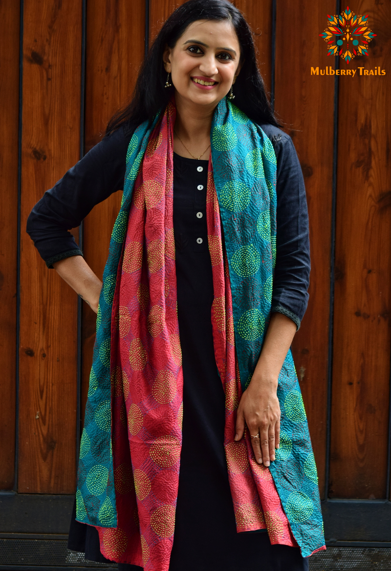 Hand Embroidered Kantha Dupatta - Red Cyan