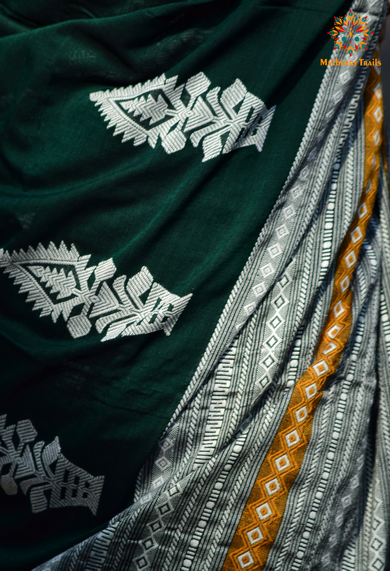 Ahana: Premium Handwoven Cotton Saree - Green