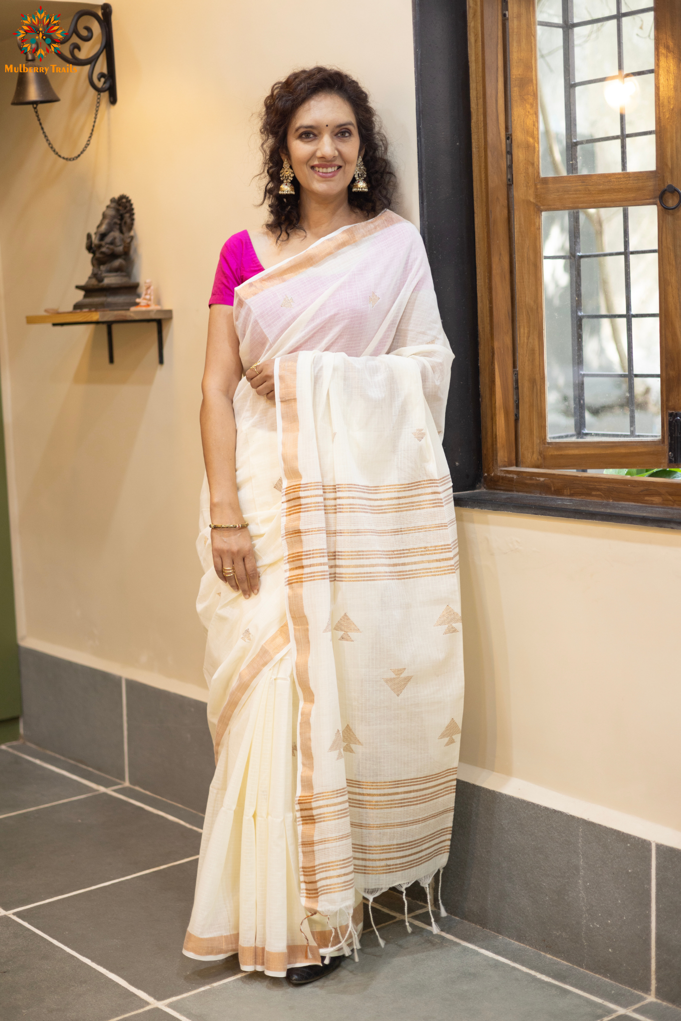 Ravi: Flowy Mul Cotton Jamdani Saree