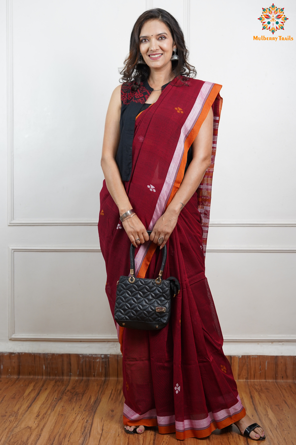 Cotton Handloom Saree
Pure Cotton Saree with for office wear. 
Model is wearing cotton saree for office, day outing, casual wear. 
Handloom saree, handloom mark, handwoven saree
Luxury Pure cotton Saree
Premium Sarees for office wear. sankranti, govt festivals, formal occassions, army events