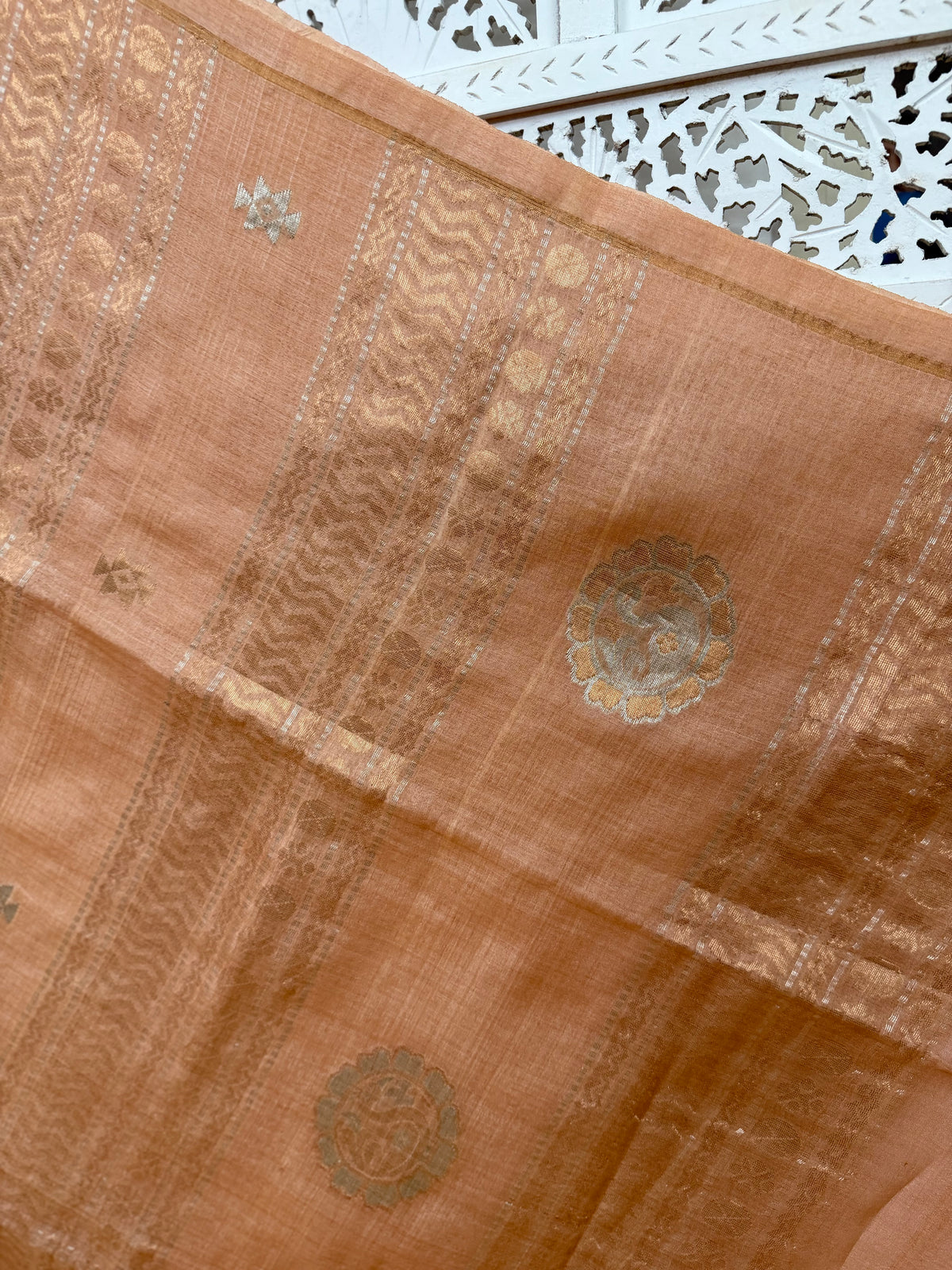 Meghana: Premiun Tusser silk Saree_champagne pink Swan motif