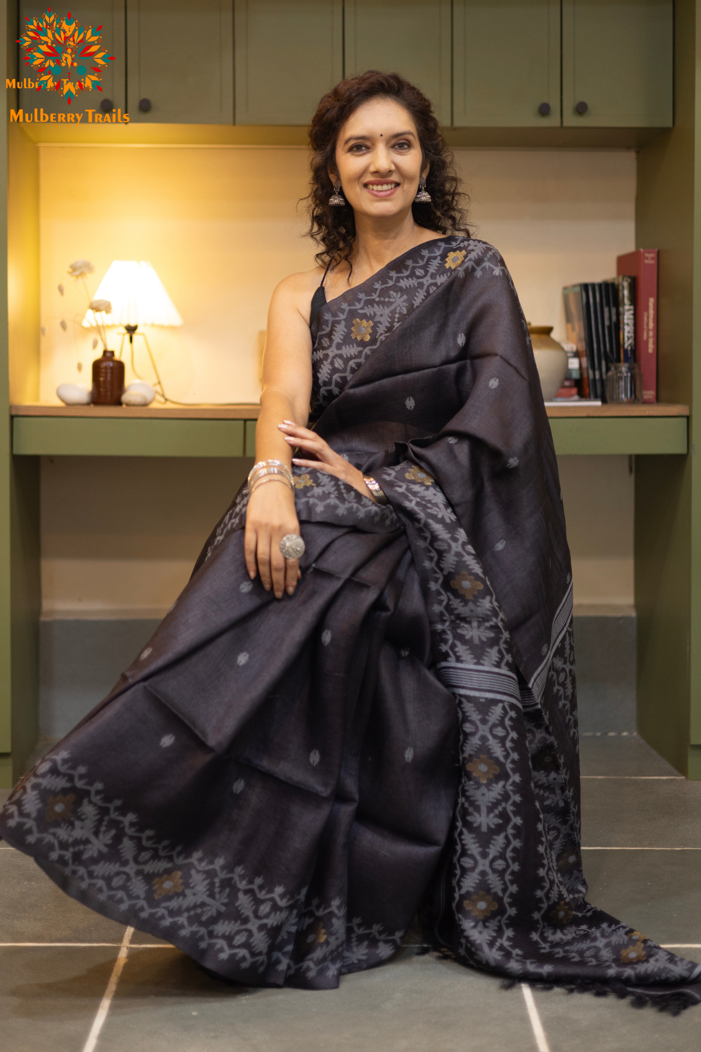 Meghana - Tusser silk saree with Jamdani Design Saree_Black
