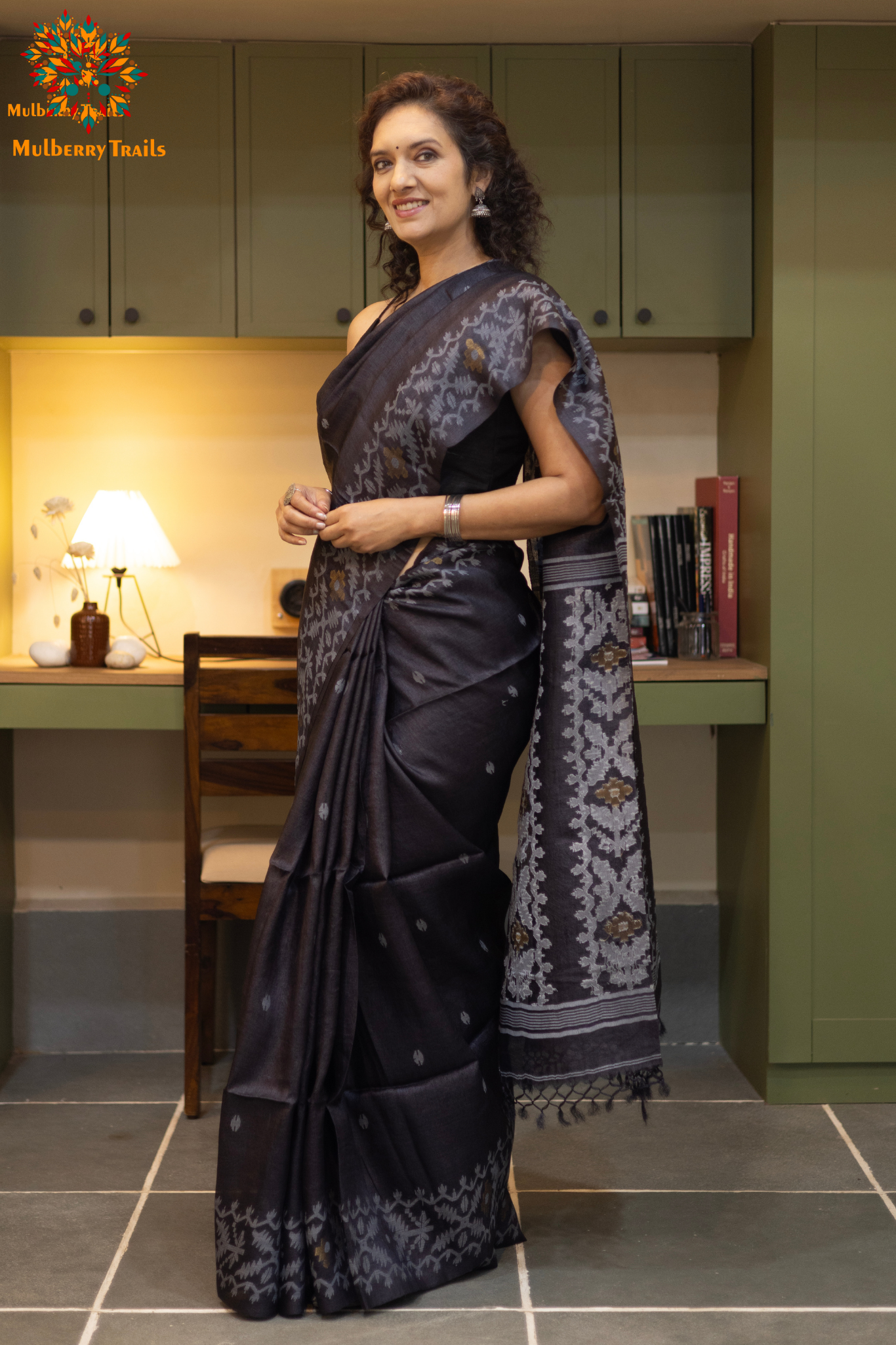 Meghana - Tusser silk saree with Jamdani Design Saree_Black