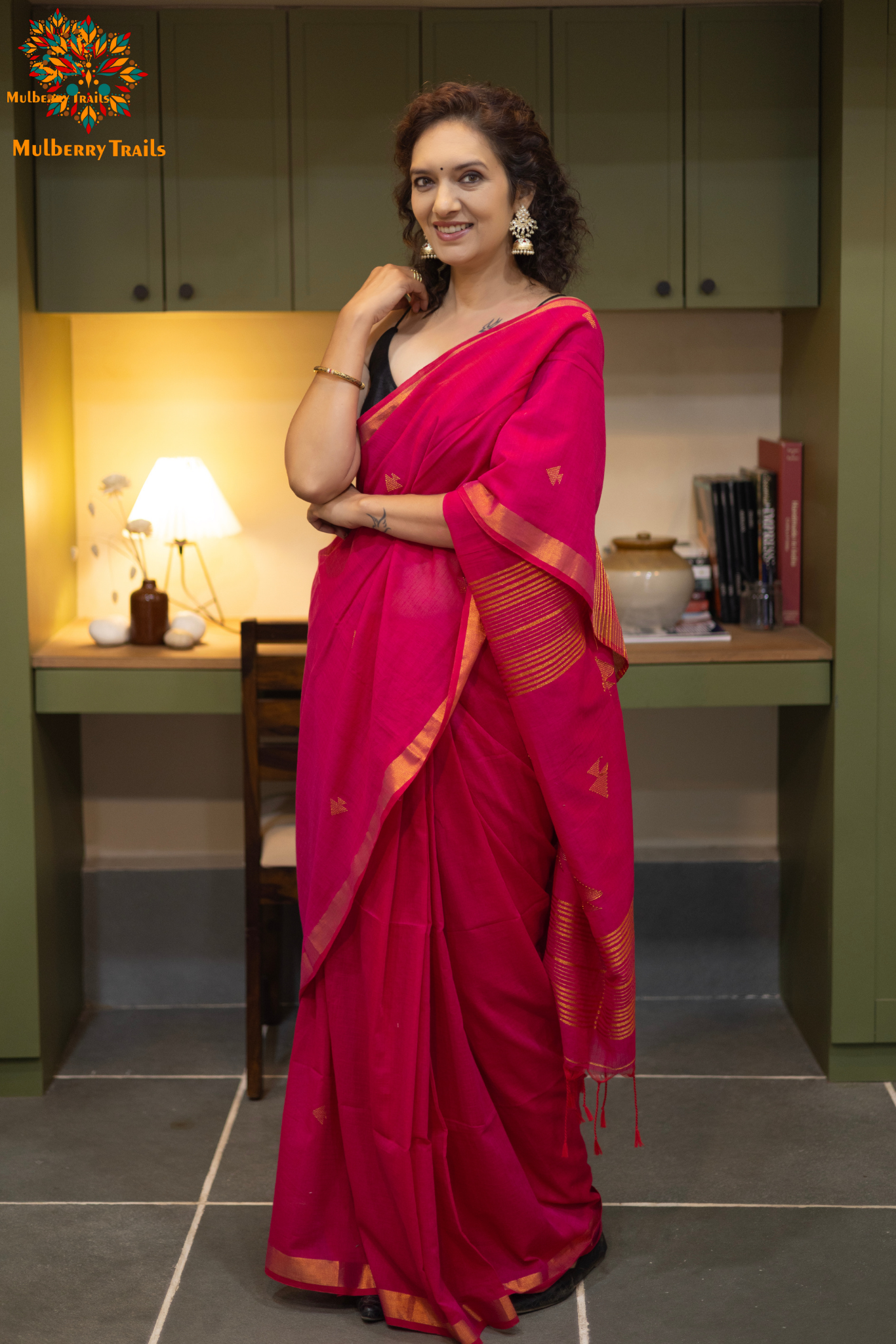 Ravi: Flowy Mul Cotton Jamdani Saree