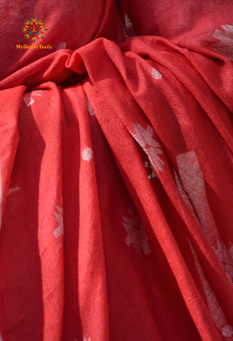 Aravi: Flowy Summer Cotton Saree Red