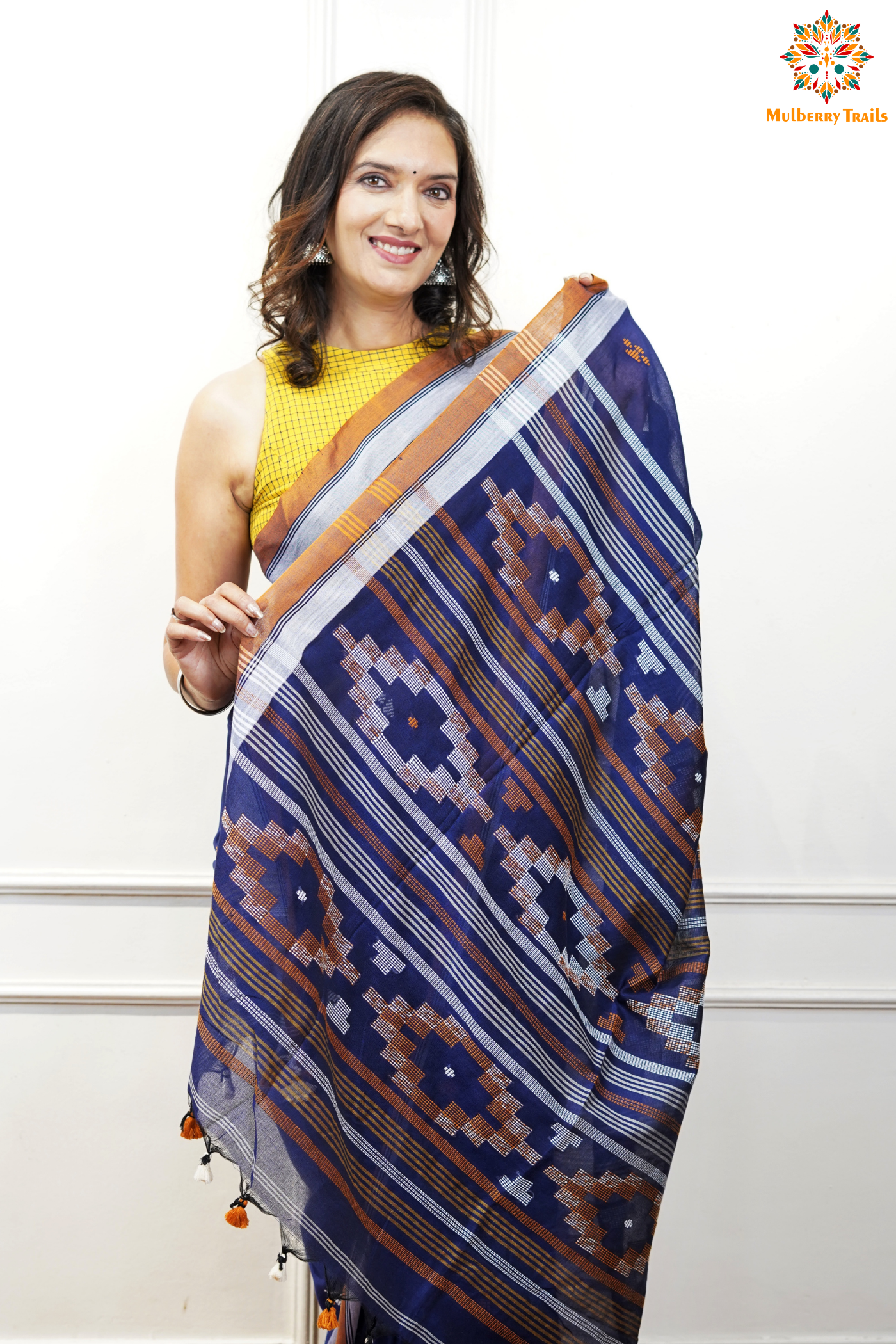 Cotton Handloom Saree
Pure Cotton Saree with for office wear. 
Model is wearing cotton saree for office, day outing, casual wear. 
Handloom saree, handloom mark, handwoven saree
Luxury Pure cotton Saree
Premium Sarees for office wear. sankranti, govt festivals, formal occassions, army events