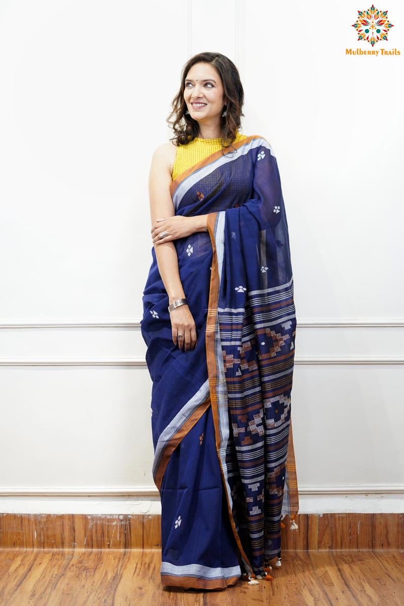 Cotton Handloom Saree
Pure Cotton Saree with for office wear. 
Model is wearing cotton saree for office, day outing, casual wear. 
Handloom saree, handloom mark, handwoven saree
Luxury Pure cotton Saree
Premium Sarees for office wear. sankranti, govt festivals, formal occassions, army events