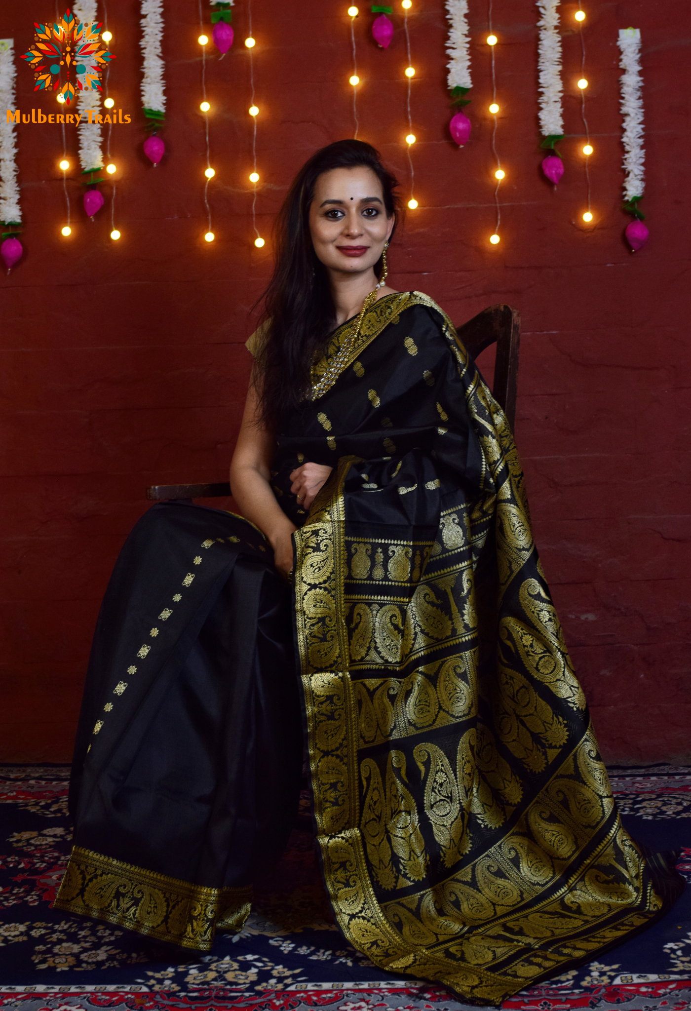 Bishnupadi: Pure Silk Resham Baluchari _ Black