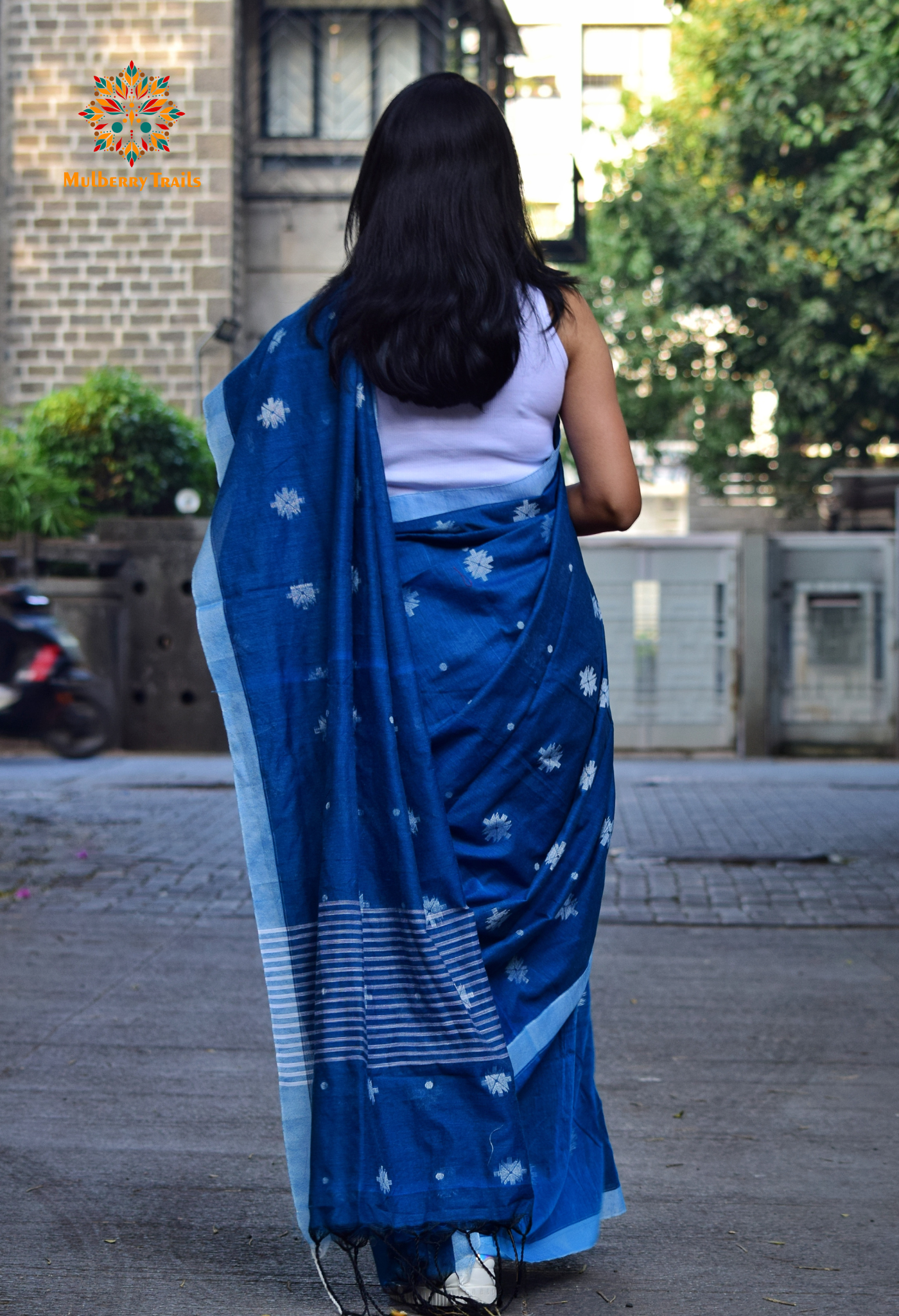 Aravi: Flowy Summer Cotton Saree Denim Blue