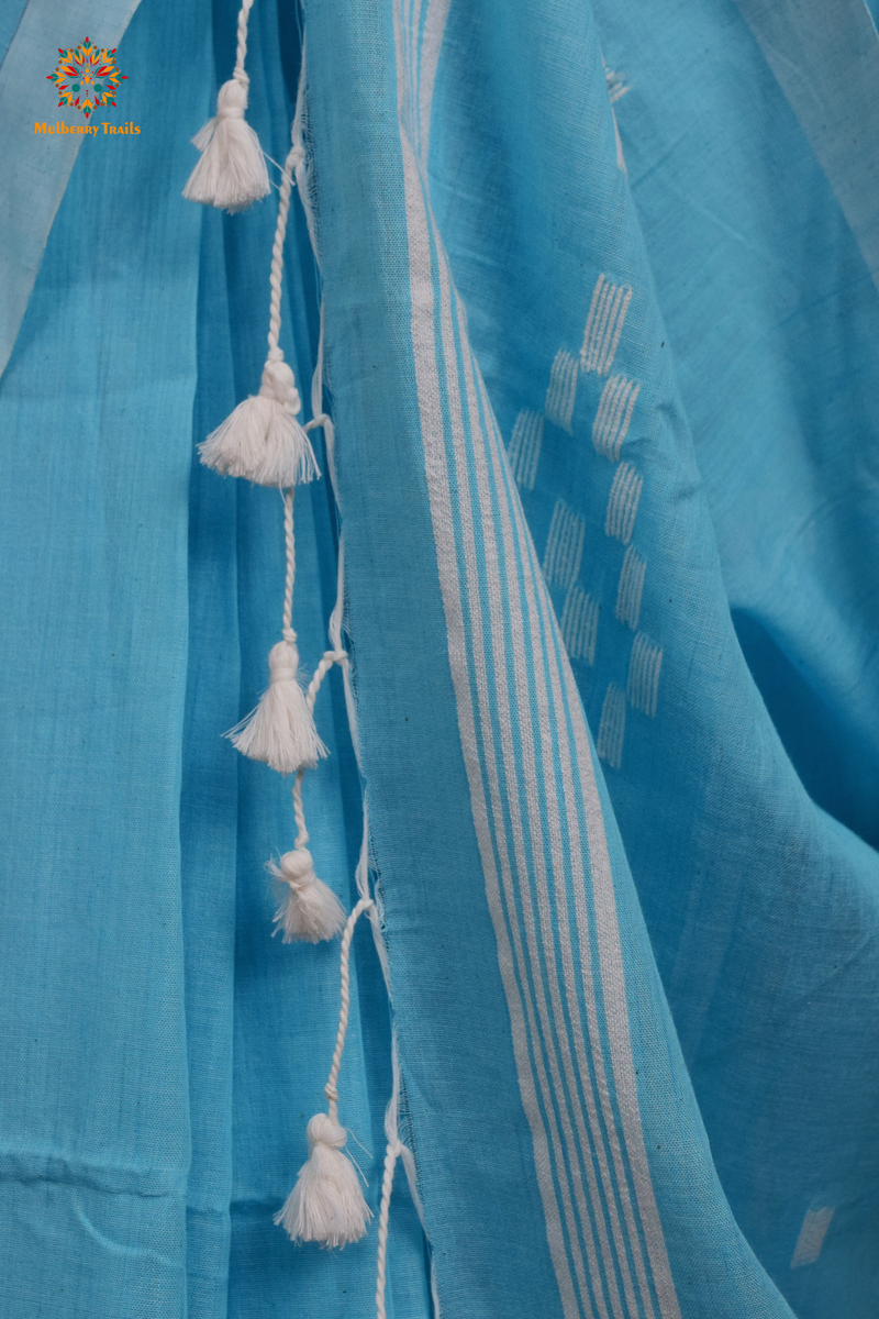 Yami: Flowy Summer Cotton Saree Sky Blue