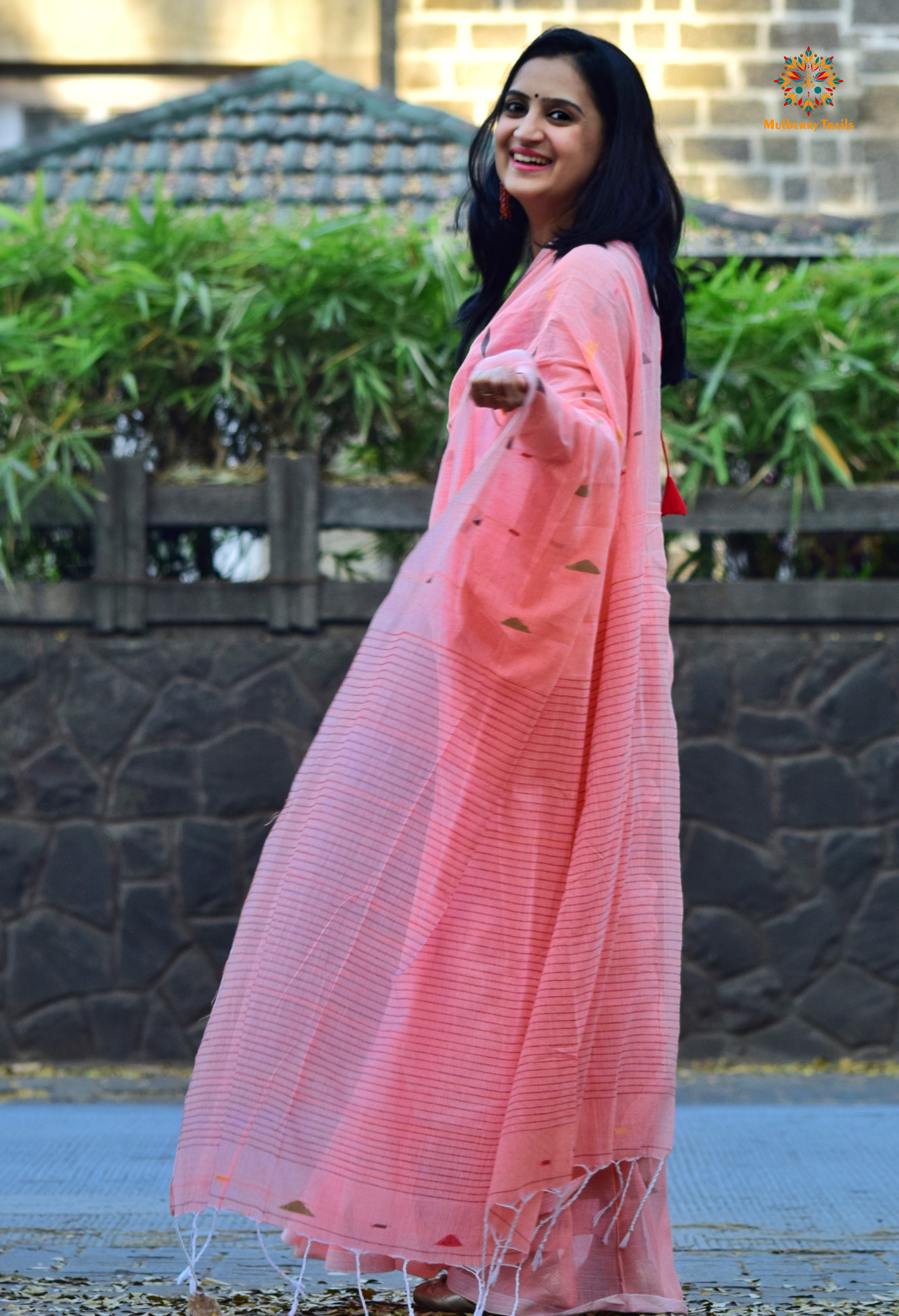 Shubhra: Handwoven Cotton Jamdani Saree _ Peach