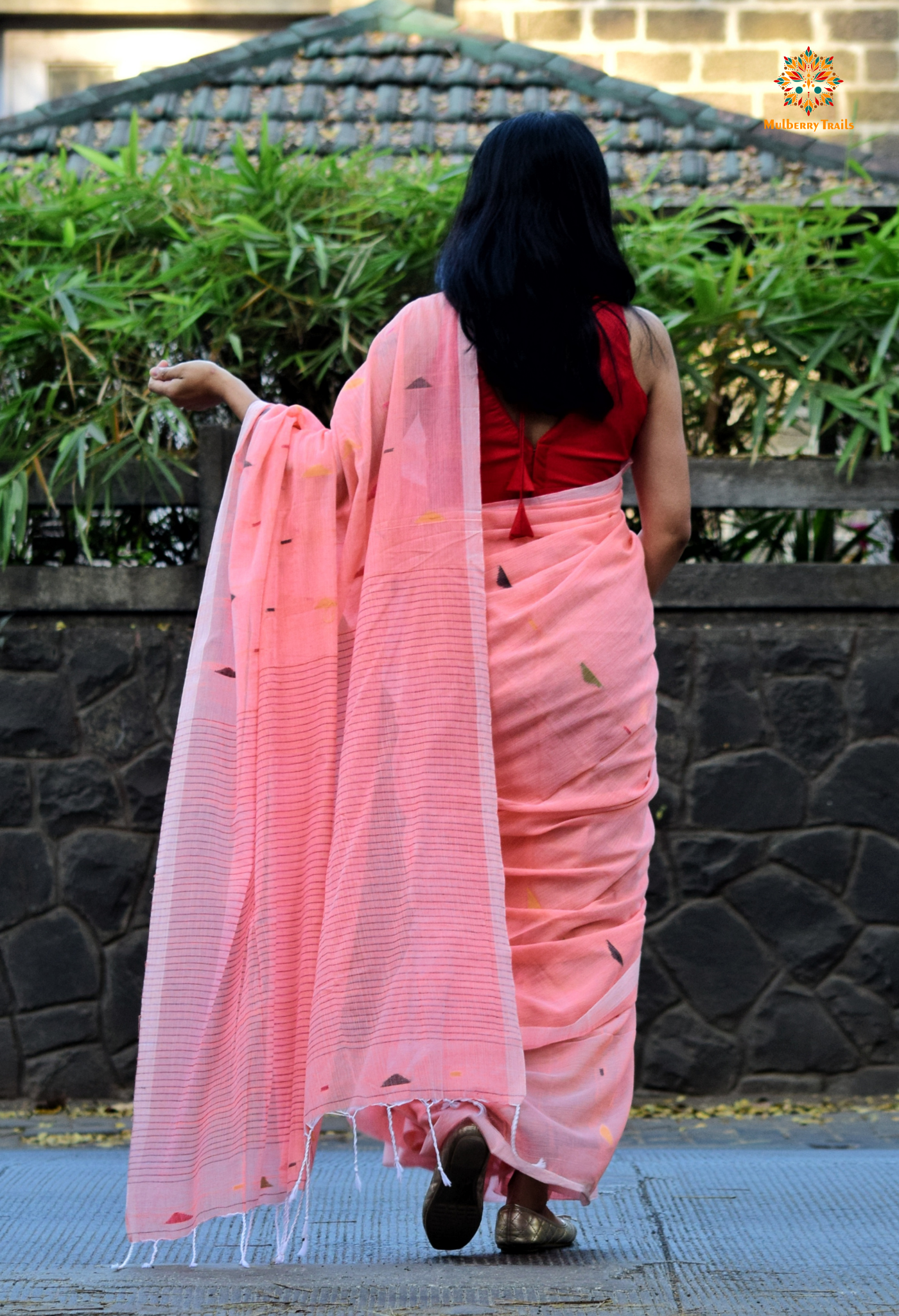 Shubhra: Handwoven Cotton Jamdani Saree _ Peach