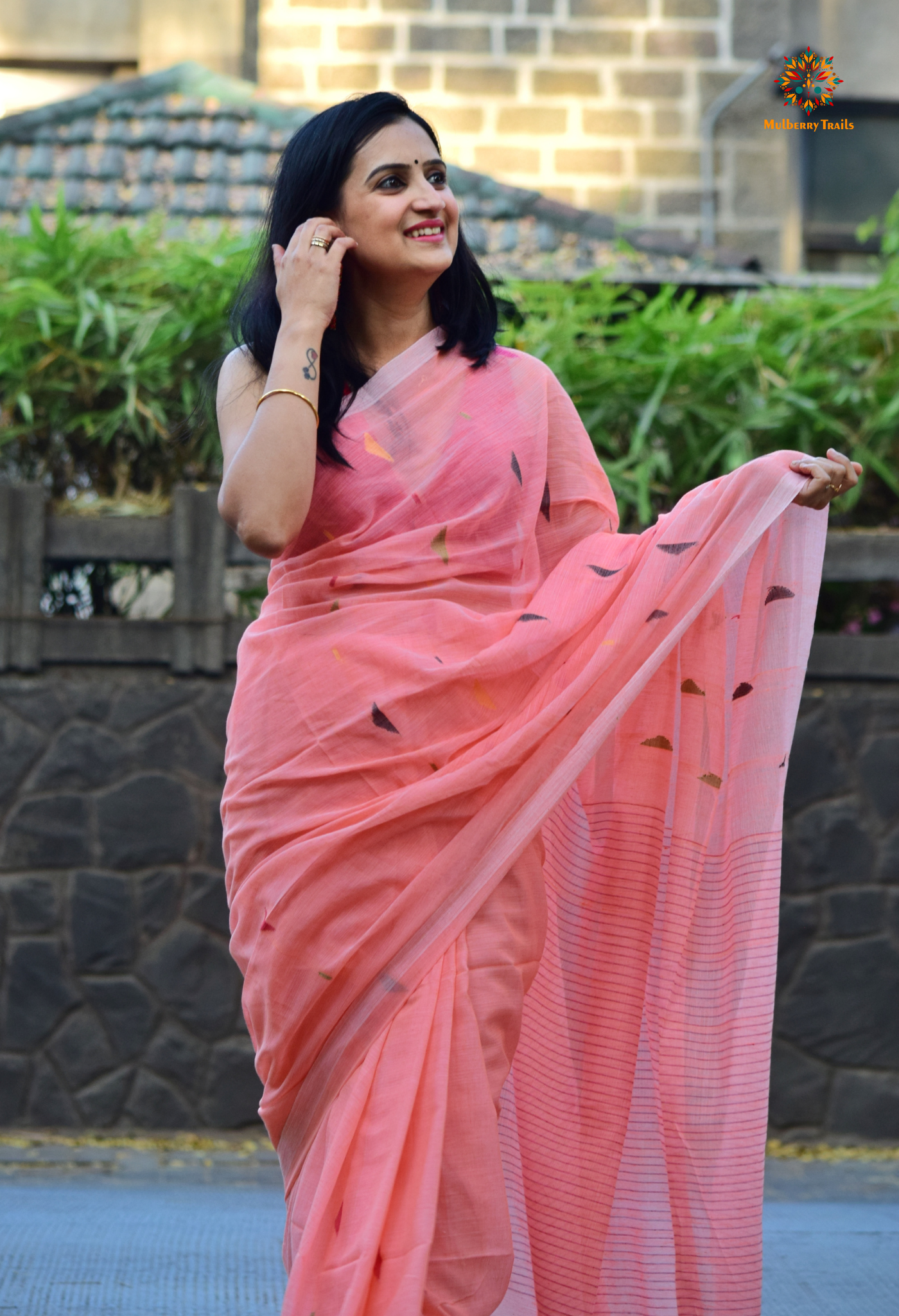 Shubhra: Handwoven Cotton Jamdani Saree _ Peach