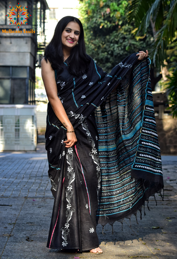 Vipas: Cotton Handloom Saree with Kantha Embroidery - Black Blue