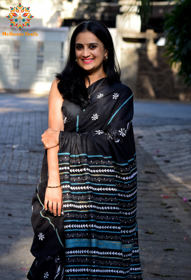 Vipas: Cotton Handloom Saree with Kantha Embroidery - Black Blue