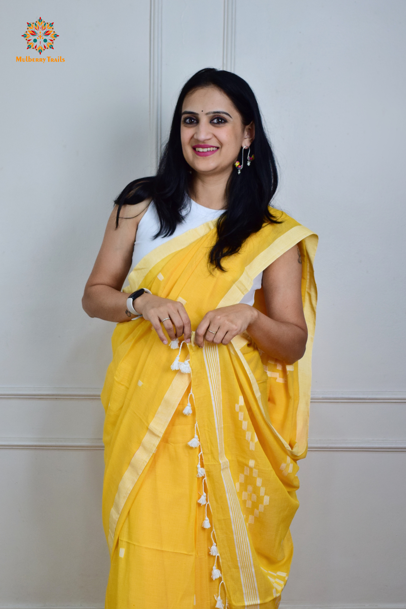 Yami: Flowy Summer Cotton Saree Yellow