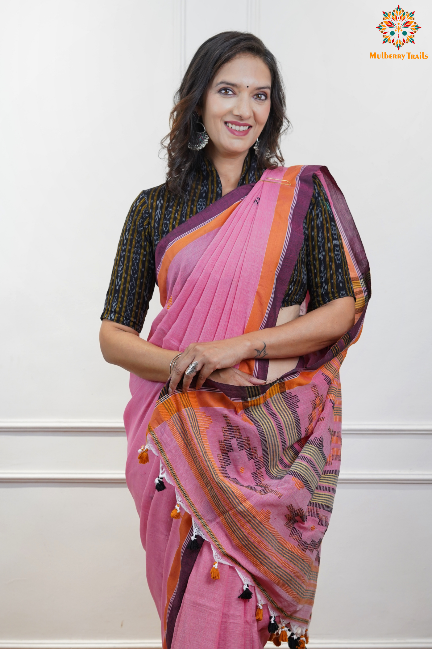 Cotton Handloom Saree
Pure Cotton Saree with for office wear. 
Model is wearing cotton saree for office, day outing, casual wear. 
Handloom saree, handloom mark, handwoven saree
Luxury Pure cotton Saree
Premium Sarees for office wear. sankranti, govt festivals, formal occassions, army events