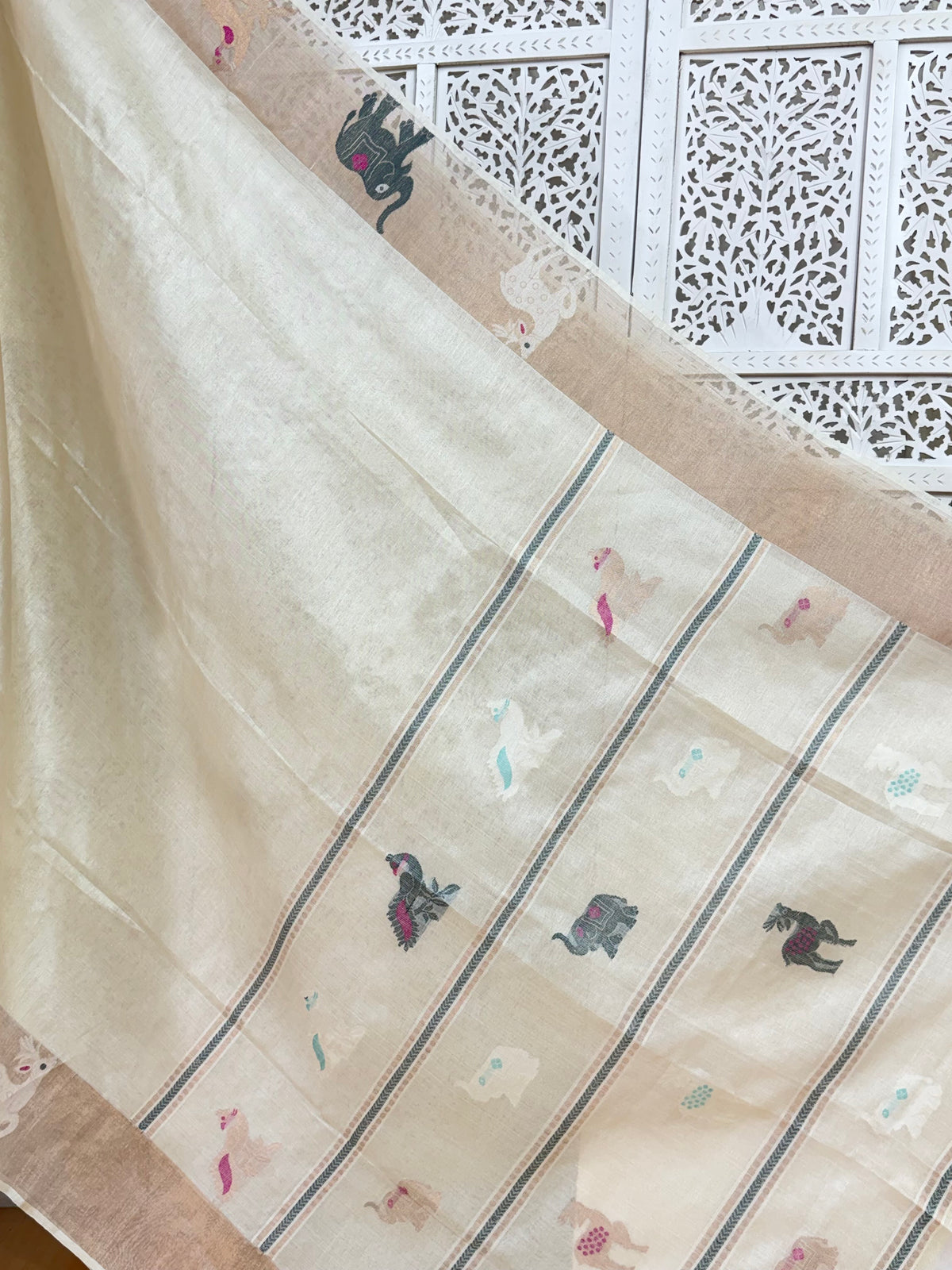 Meghana: Premiun Tusser silk Saree_Motiya peacock deer motif