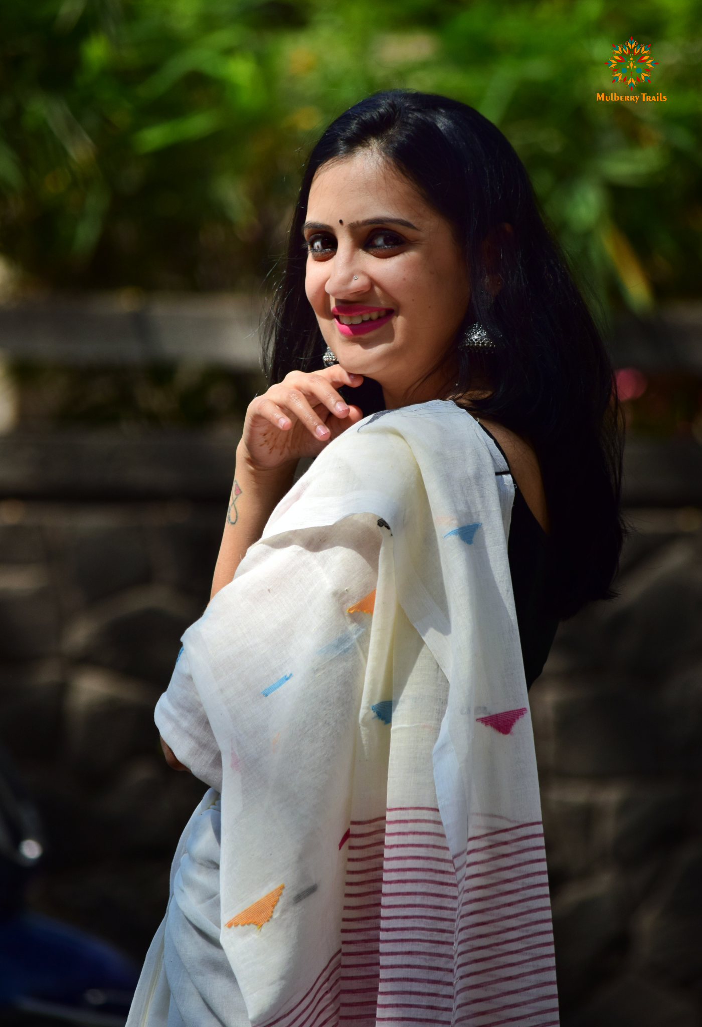 Shubhra: Handwoven Cotton Jamdani Saree _ White